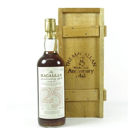 The Story of the Macallan 25 Year Old Anniversary - Old and Rare Whisky