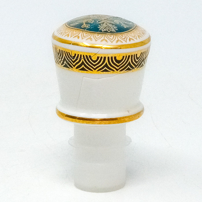 J&B 20 Year Old Ceramic Royal Doulton Decanter Scotch Whisky, 75cl, 40% ABV