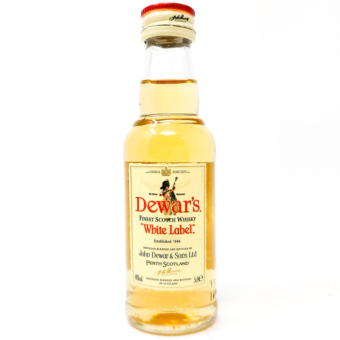 Dewar's 'White Label' Finest Scotch Whisky, Miniature, 5cl, 40% ABV