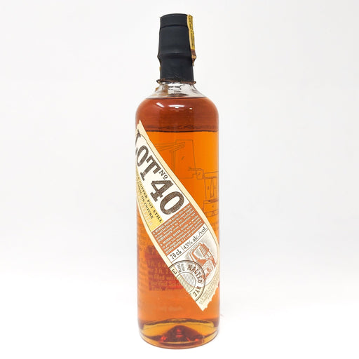 Lot 40. Canadian Whisky, 70cl, 43% ABV - Old and Rare Whisky (6943375294527)
